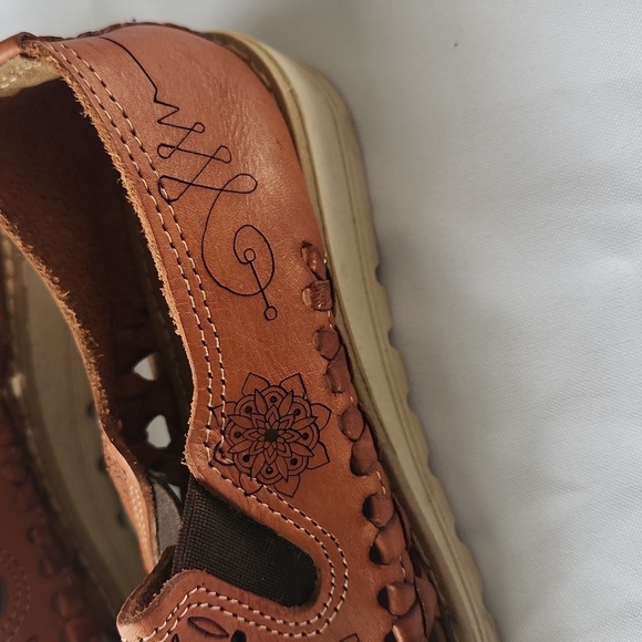 Brown Cutout Leather Slip-On Shoes - Picture 6 of 6